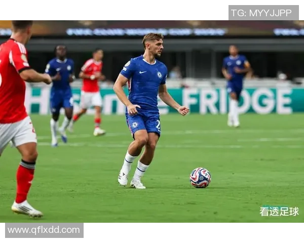 西甲激战：本菲卡3-0拜仁乌龙球引发争议判罚全场沸腾