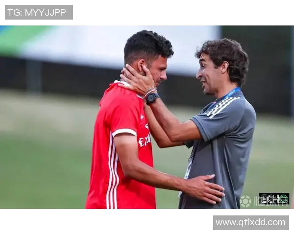 皇马在世界杯中以4-0战胜本菲卡补时进球引发全场狂欢战术解析