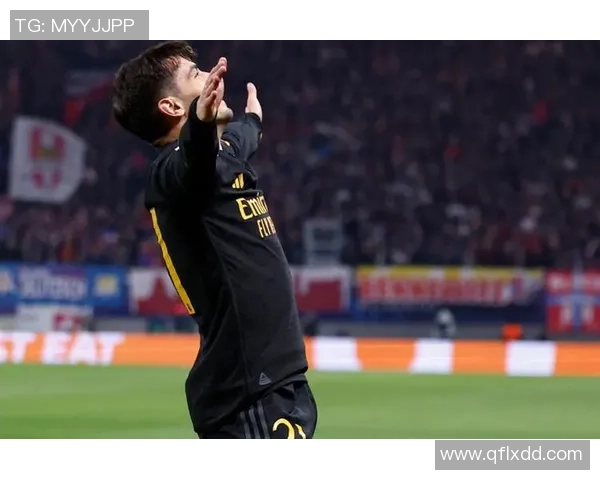 国王杯激战莱比锡大胜曼城红牌争议引发全场热议与转会传闻 国王杯激战莱比锡大胜曼城红牌争议引发全场热议与转会传闻