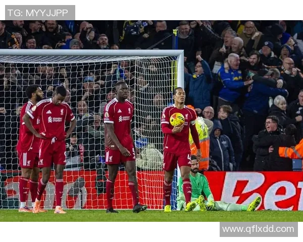 意甲焦点战曼联与利物浦握手言和双方战平引发全场热议 意甲焦点战曼联与利物浦握手言和双方战平引发全场热议