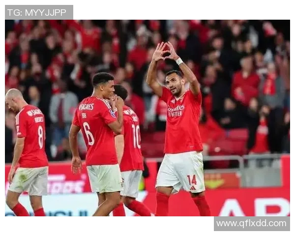 欧联杯精彩对决本菲卡与AC米兰战成平局帽子戏法引发全场热烈反响