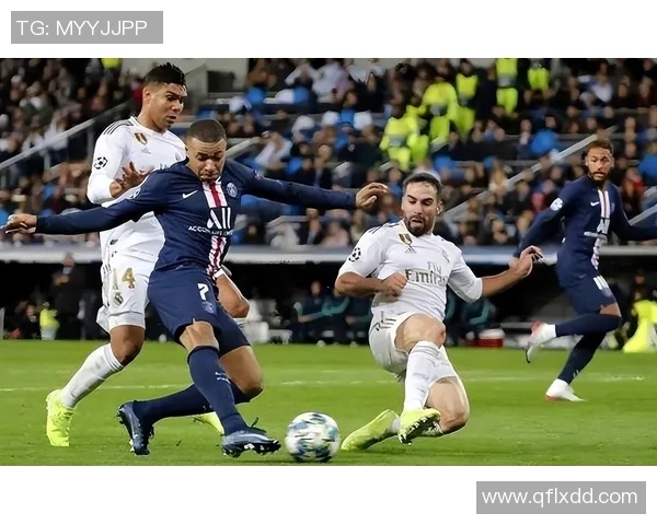 西甲惊天冷门那不勒斯大胜拜仁引发红牌争议全场沸腾 西甲惊天冷门那不勒斯大胜拜仁引发红牌争议全场沸腾