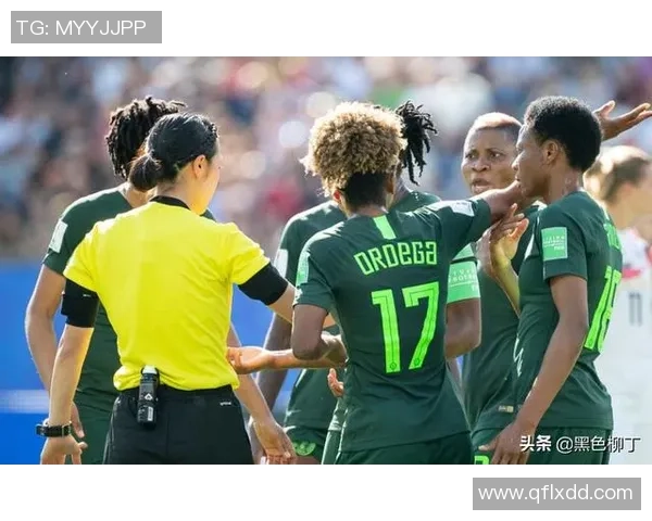 西甲激战国米狂胜巴萨五球补时争议判罚引发全场沸腾 西甲激战国米狂胜巴萨五球补时争议判罚引发全场沸腾