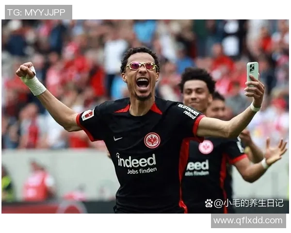 英超激战热刺与巴黎圣日耳曼战成平局红牌事件引发全场热议