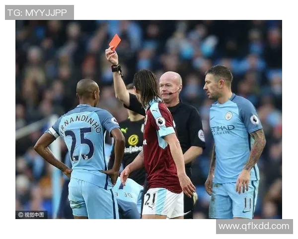 友谊赛巴萨逆转曼城红牌争议引发全场热议与数据分析