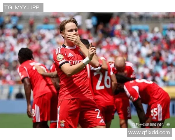 世界杯精彩对决AC米兰以5比0战胜曼城战术分析与神扑瞬间回顾