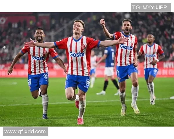 意甲大战：马竞狂胜曼联五球大捷红牌事件引发全场热议