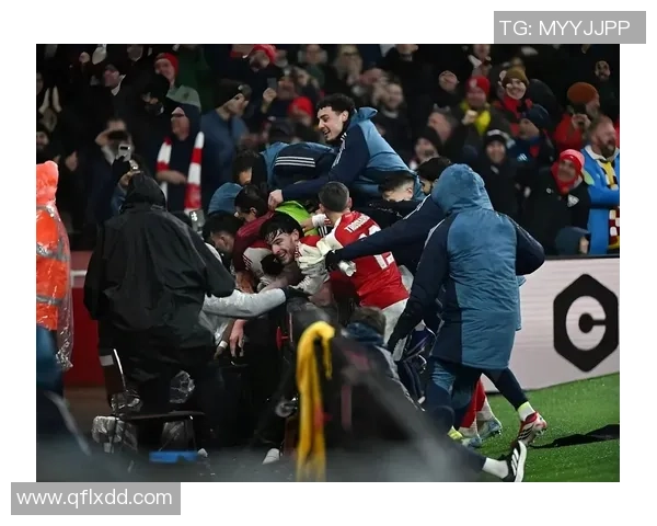 阿森纳友谊赛逆转切尔西争议判罚引发全场热议 阿森纳友谊赛逆转切尔西争议判罚引发全场热议